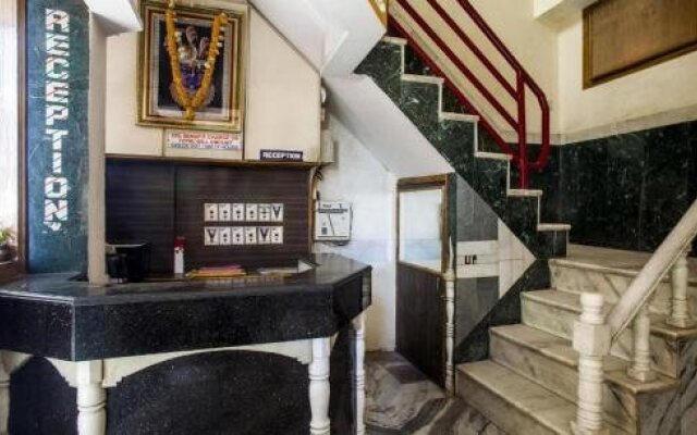 Hotel Hari Home