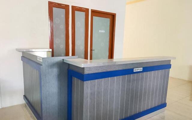 RedDoorz near Universitas Negeri Makassar 3