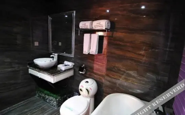 Shangshan He Li Yunqi HotSpring Hotel