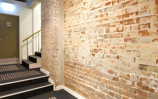 Nomads Sydney - Hostel