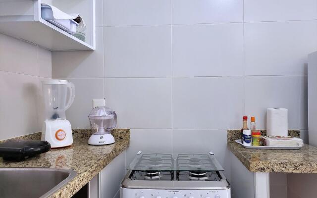 2 QUARTOS em CONDOMÍNIO TRANQUILO com PISCINA Estacionamento coberto  PARQUINHO para CRIANCAS - Cozinha Completa, VENTILADO, nascente, AR CONDICIONADO  800m da praia do PORTO DAS DUNAS e BEACH PARQUE - Ceará