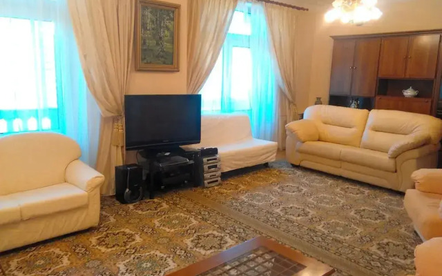 Апартаменты «Лакшми клубный апартамент с 3 спальнями»