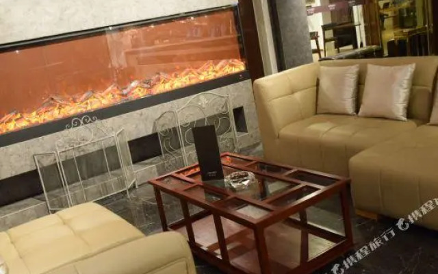 James Joyce Coffetel Qinhuangdao People Park Plaza