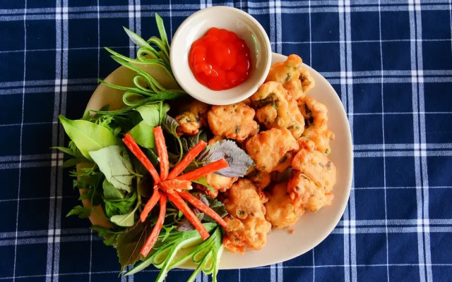 Lang Noi Tan Lap Hotel