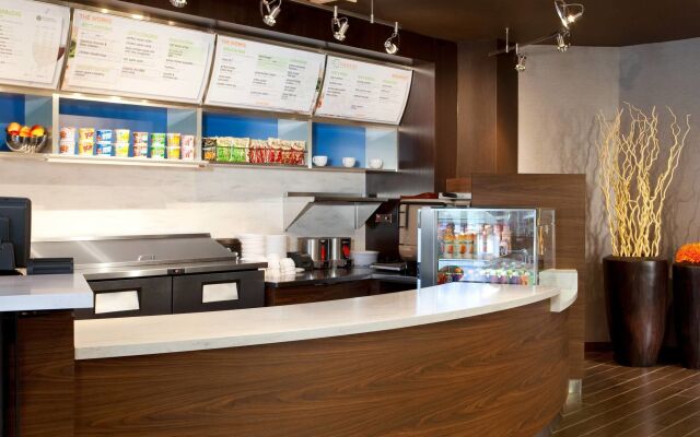 Courtyard by Marriott Dallas Addison/Quorum Drive