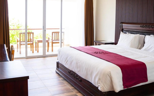 D Girijati Resort and Beach Club – Guest Rooms – Baturetno