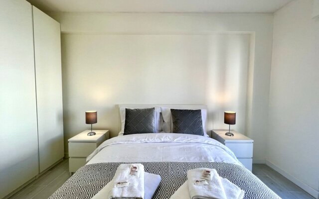 Tavira Central by Homing