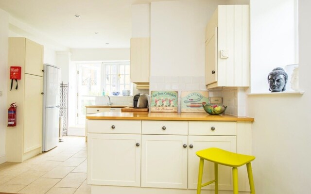 The Apartment Sherborne