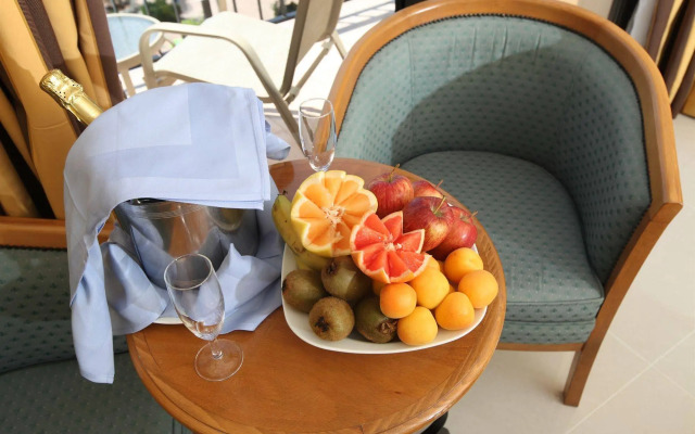 Tsokkos Gardens Hotel & Apartments
