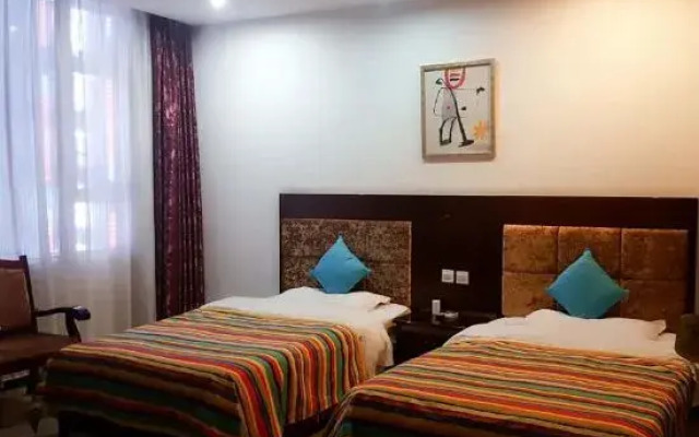 Cocoa Hotel (Emeishan Baoguo Temple)