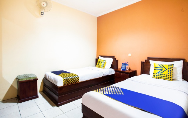 SPOT ON 3858 Elsana Transit Hotel