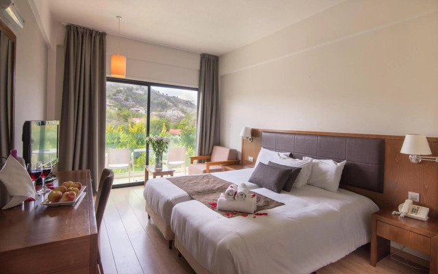 Rodon Hotel and Resort