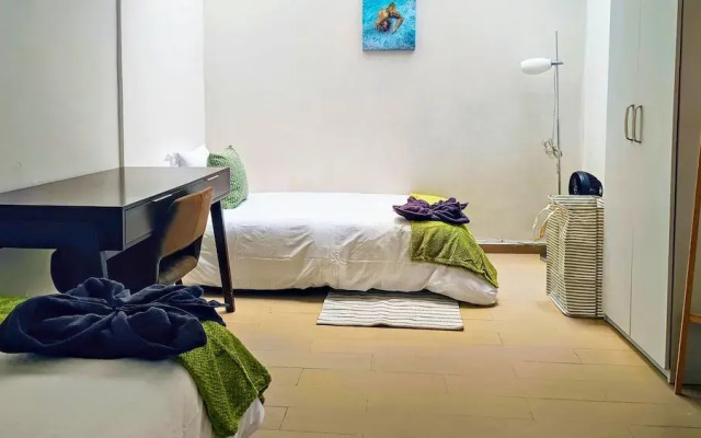 Renovated Aparment Avenida Amsterdam