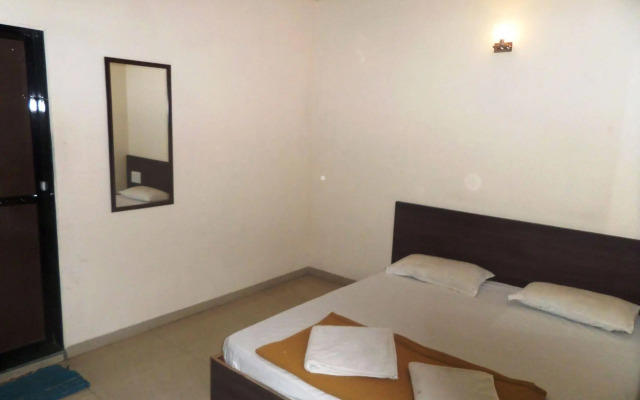 Hotel Cosmo Lodging