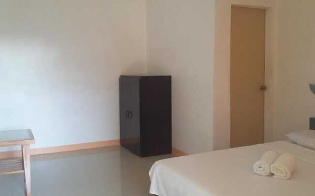 RedDoorz Plus @ Sla Divina Panglao Bohol