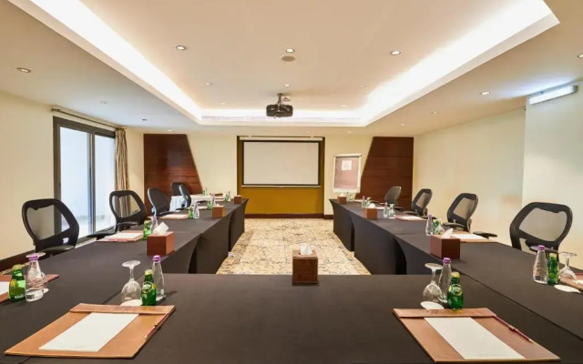 Crowne Plaza Riyadh Al Waha