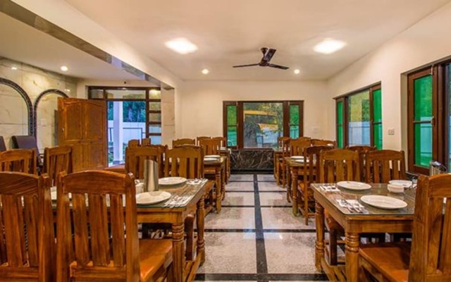 Fabhotel Prime Grand Ali