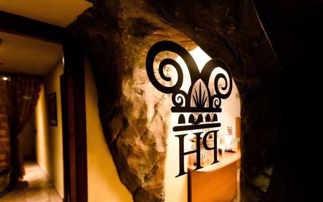 Paradise Hotel & Wellness