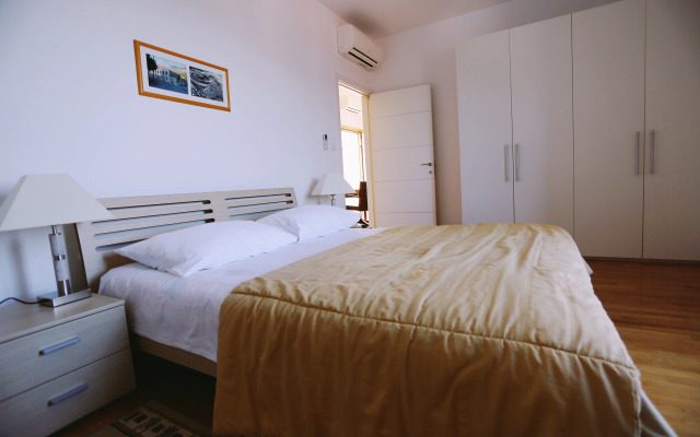 Pervanovo Apartments