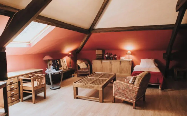 Logis Hôtel-Restaurant Le Moulin D'Artres