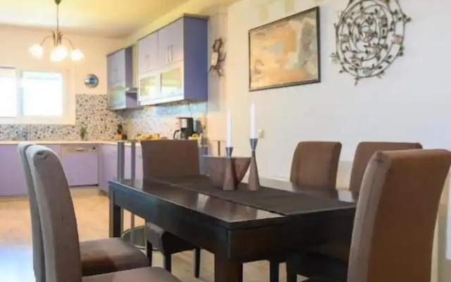 Crete Getaway 3Bd Apt w Garden and View
