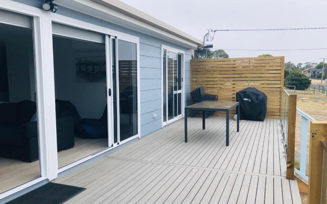 BINALONG BRAE @ Bay of Fires Two bedroom both with ensuites – Balcony – Binalong Bay