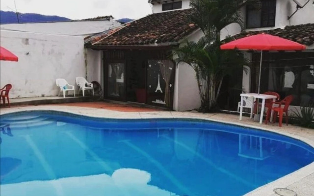 Villa Aura Hostal
