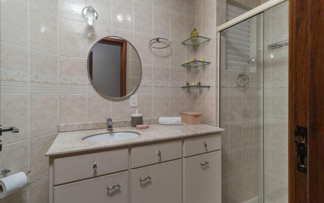 Apto aconchegante no centrinho dos Ingleses LIB203