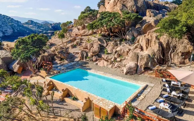 Villa Esmeralda - Free Wifi - With Swimming Pool
