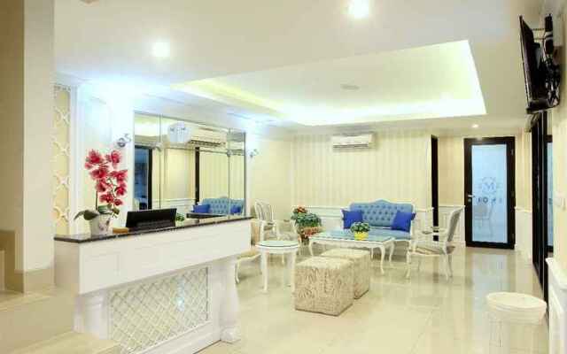 M Home