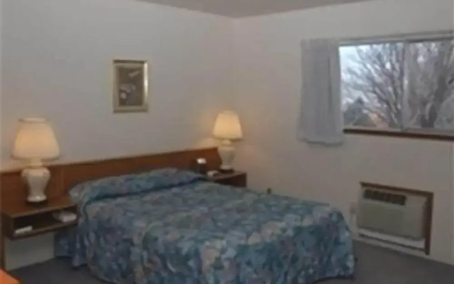 Avenue Motel