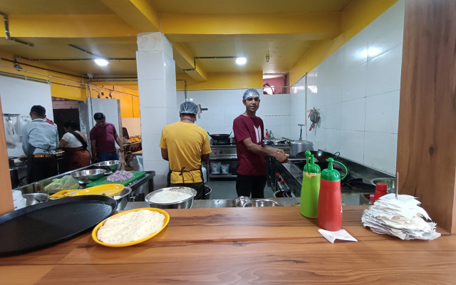 The Lalit Hotel And Restaurant