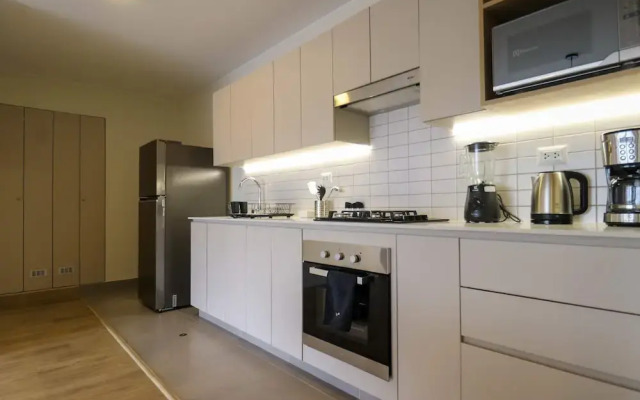 w Grandiose 2BR w Great Balcony in Miraflores