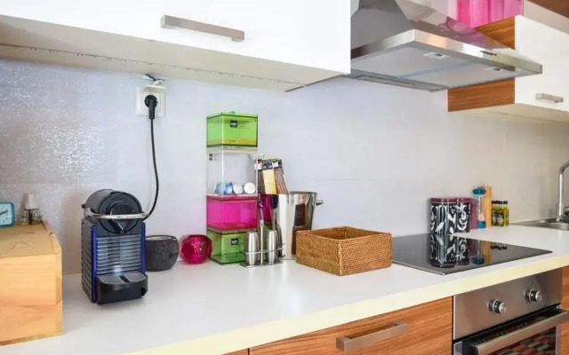 Rio Suburban Escape - A Luxurious Retreat