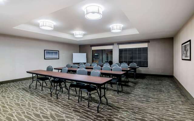 La Quinta Inn & Suites by Wyndham Pampa