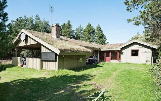 6 Person Holiday Home in Romo