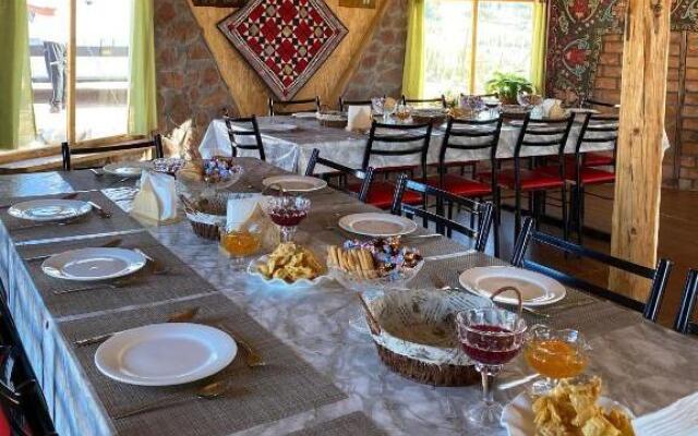 Yurt camp Sonun