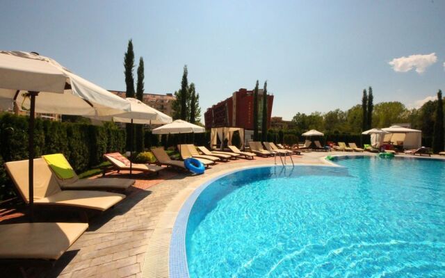 Menada Aphrodite Palace Apartments