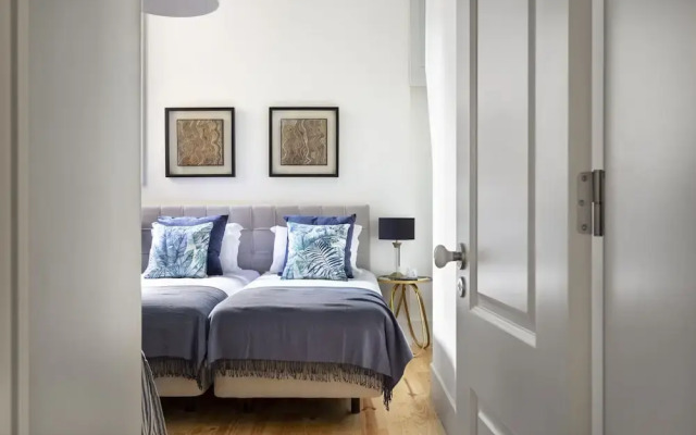 Altido Downtown Bliss I