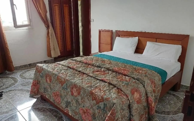 Hotel Meumi Palace