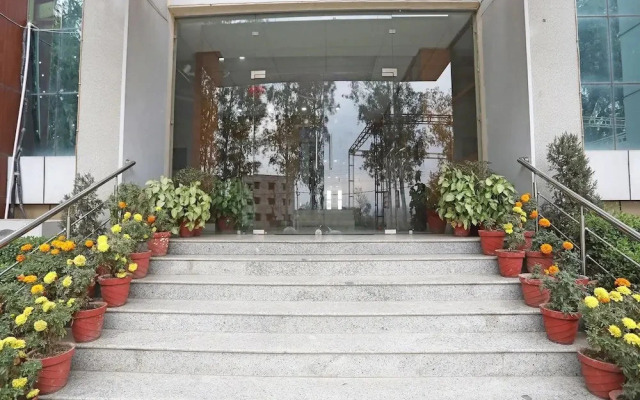 Moriya Palace By OYO Rooms