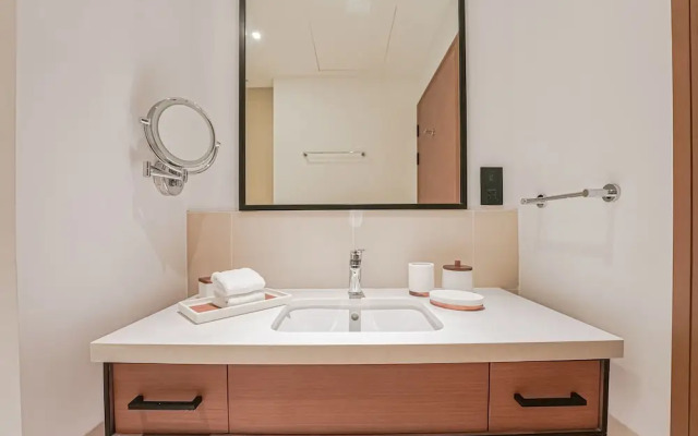 Modern 2BR HighFloor Haven - Vida Marina