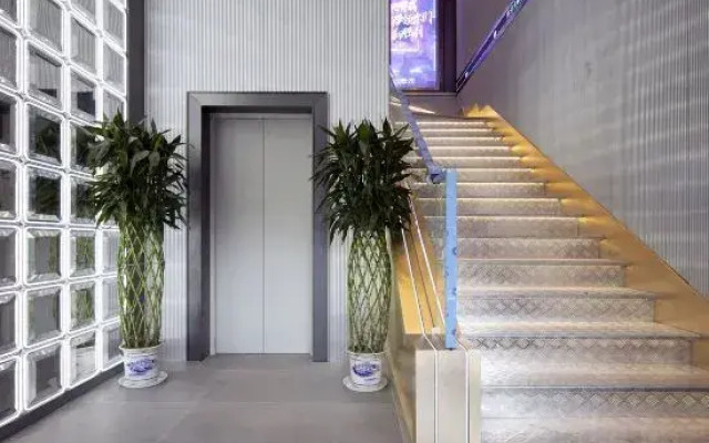 Timo Game Hostel (Nanjing Hunan Road Shiziqiao Pedestrian Street)