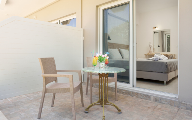 Antonis Apartments