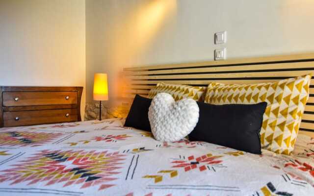 Splendid Holiday Home in Espère France With Private Pool