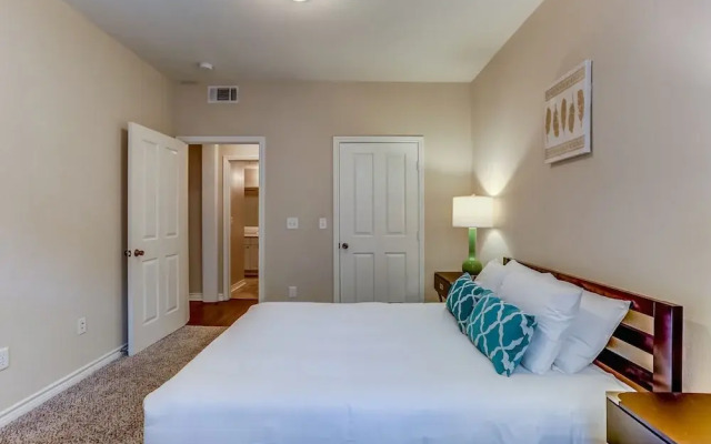 Apts At 49Th By Namastay