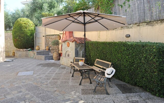 Comfy studio with yard 100m to the beach