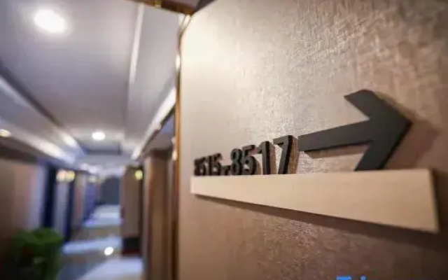 Yuefeng Hotel (Tangshan Yutian Nuanquan Road)