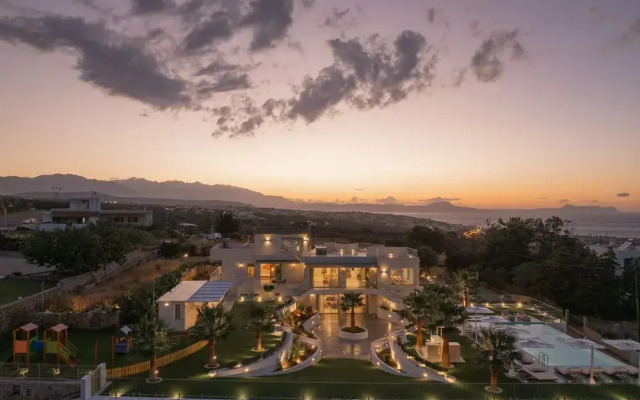 Luxury Villa Zakkallin - With Amazing View
