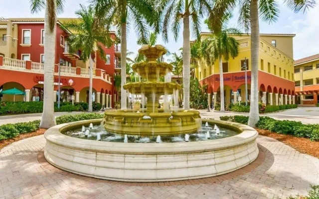 Buccaneer Court Home 1556